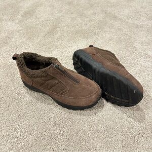 Women’s L. L. Bean Brown Suede primaloft slip on Shoes size 7.5 wide